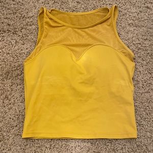 Kortni jeane crop top